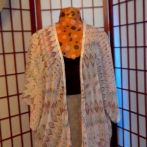 Vacation Ready PLUS-ONISTA  for the Fashionista !   Plus size cover up. 2X